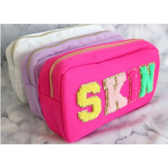 Mixed Lot of 15 Iron/Glue On 2” Chenille Letter Patch With Gold Glitter Trim - Picture 12 of 15